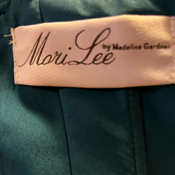 Grad/Prom/Bridesmaid Dress - Picture 11 of 11